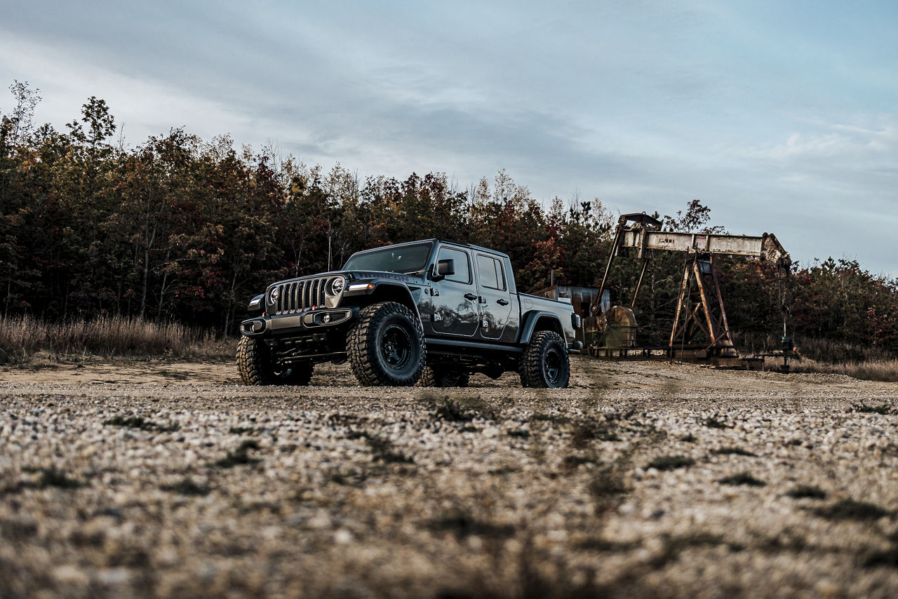 2021 Jeep Gladiator - Fuel SHOK - Black | Wheel Pros